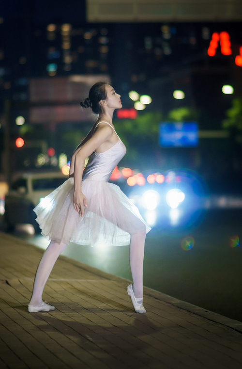 范弗利特宇宙级爆发！38+12+15创纪录，浙江队末节窒息防守绞杀尼克斯