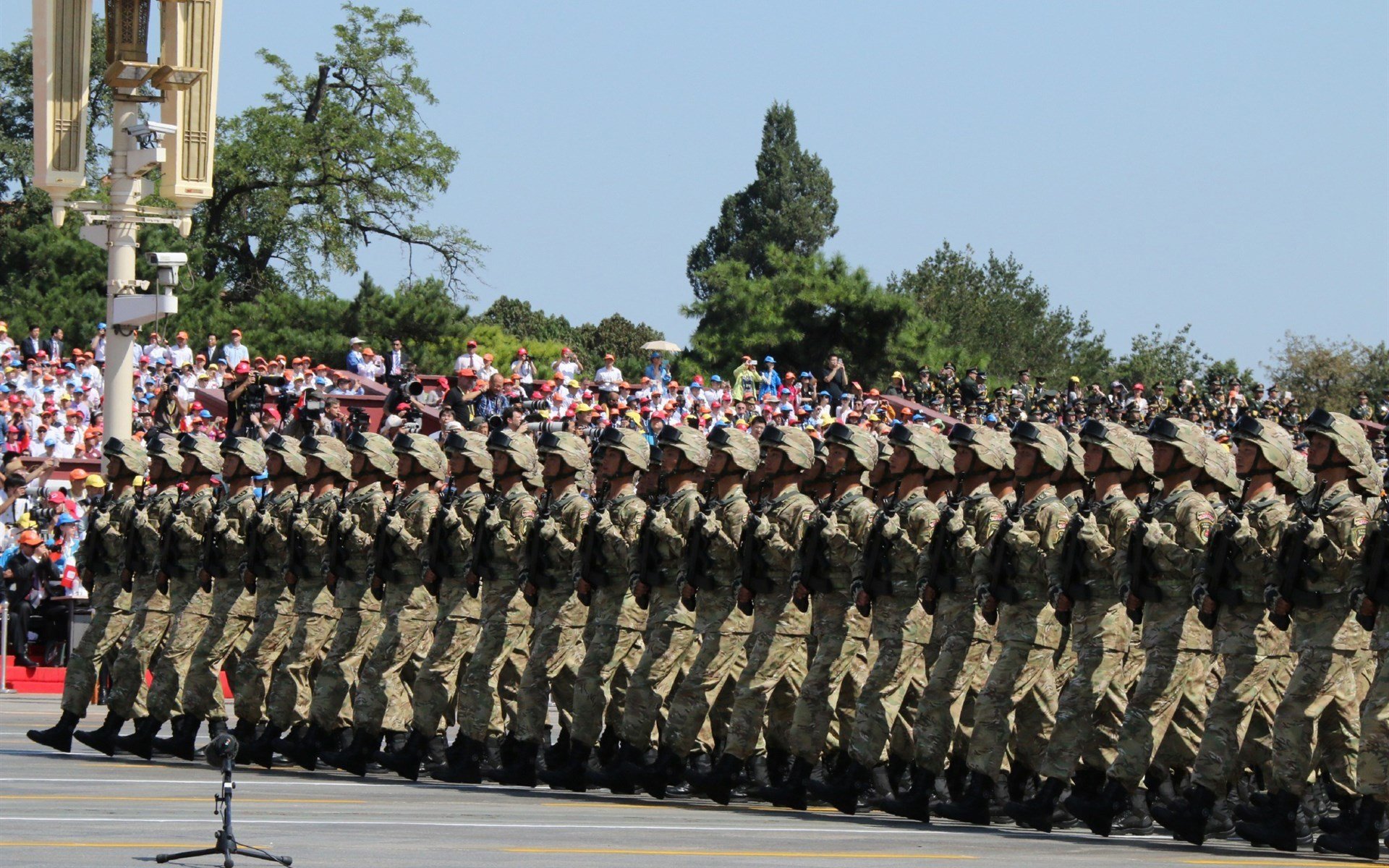 枢纽的艺术,布雷默如何以攻防转换定义德甲争冠终极之夜