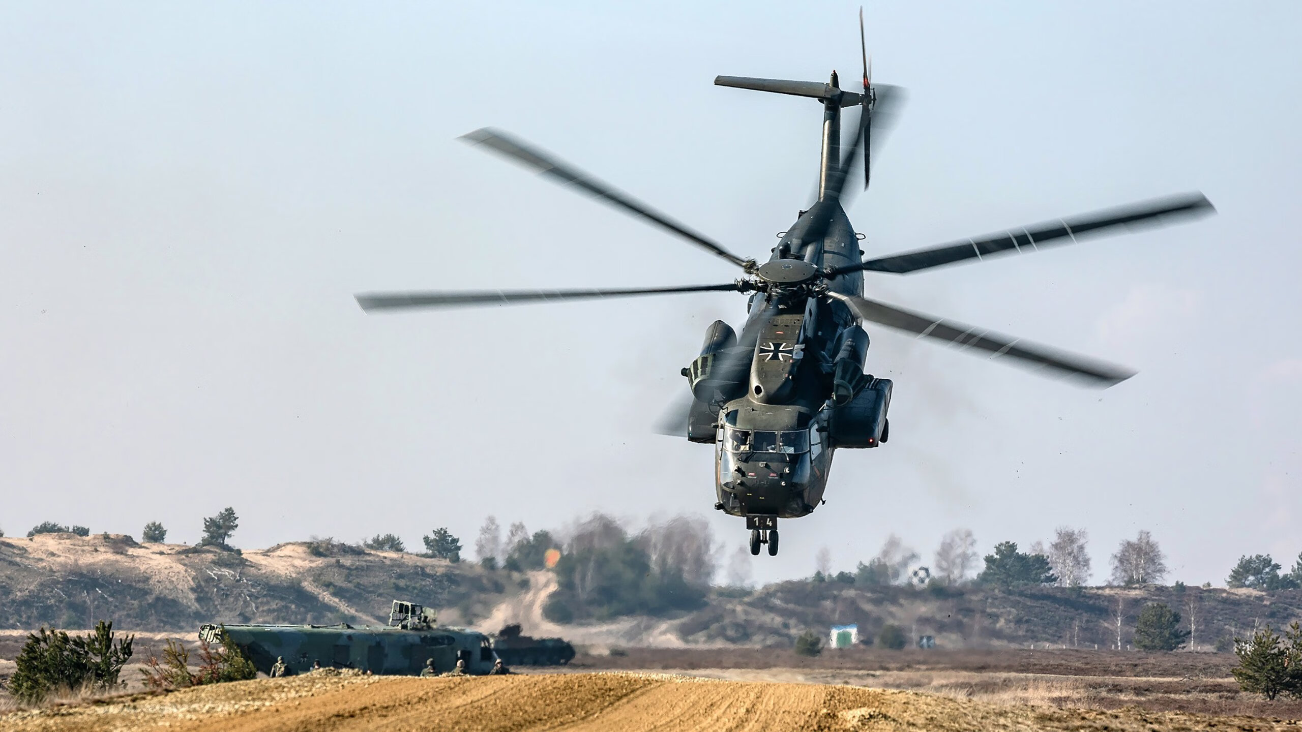 萨内魔力驱动,塞维利亚全面压制阿尔及利亚对手