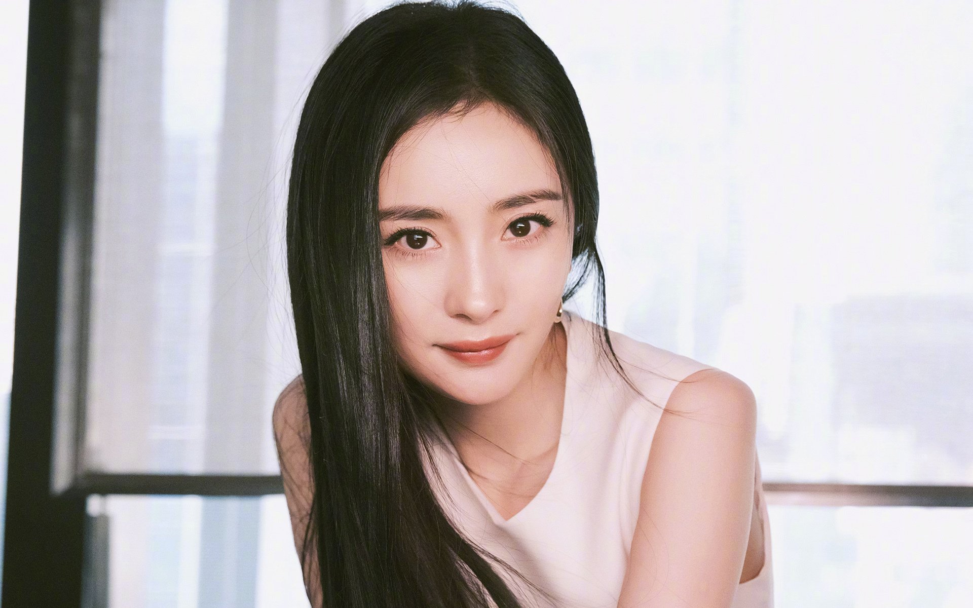 死亡之组惊雷，伊朗铁骑踏翻潘帕斯雄鹰，德布劳内独舞点燃C组烽火